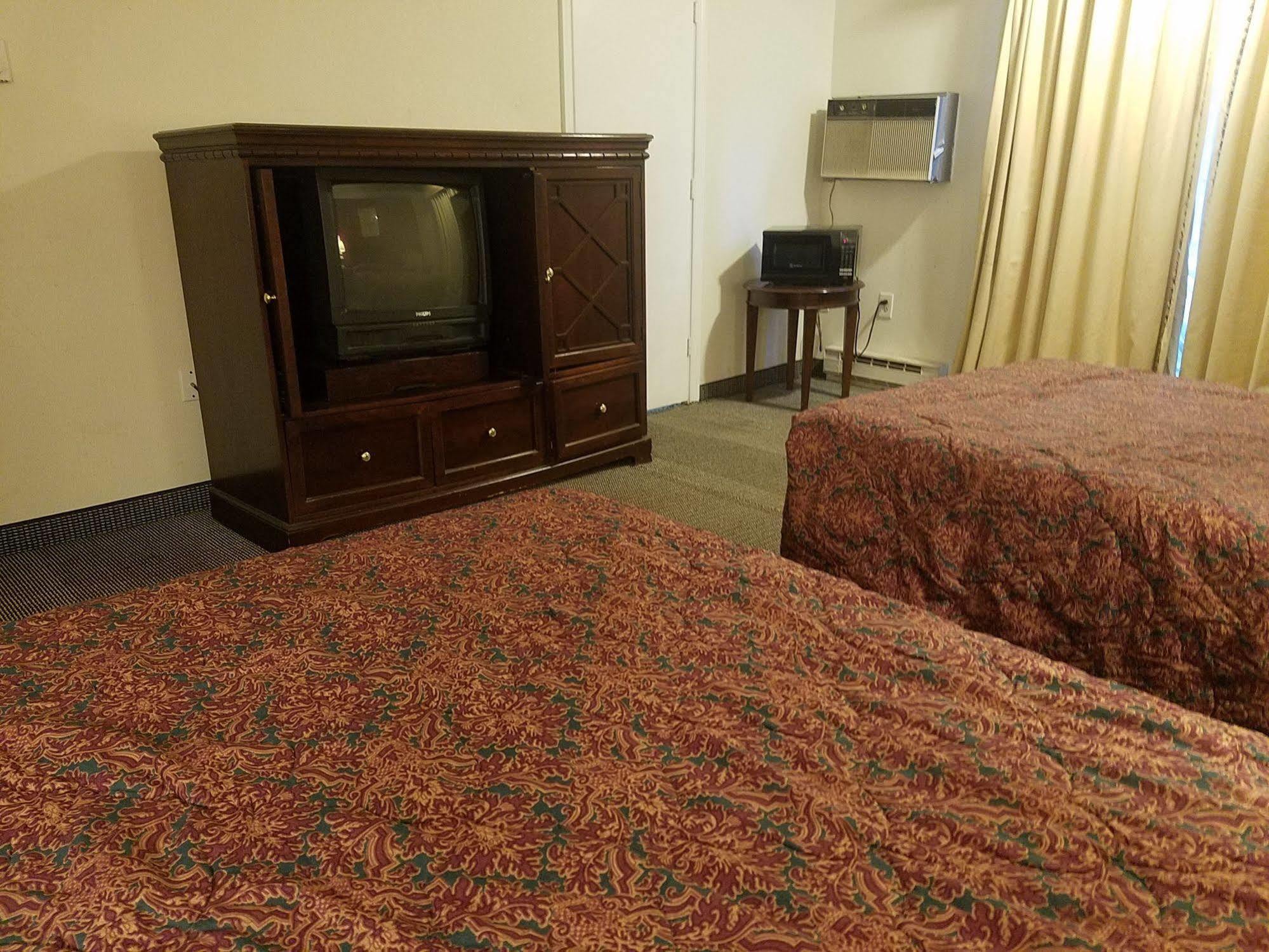 Maplehurst Motel Tunkhannock エクステリア 写真